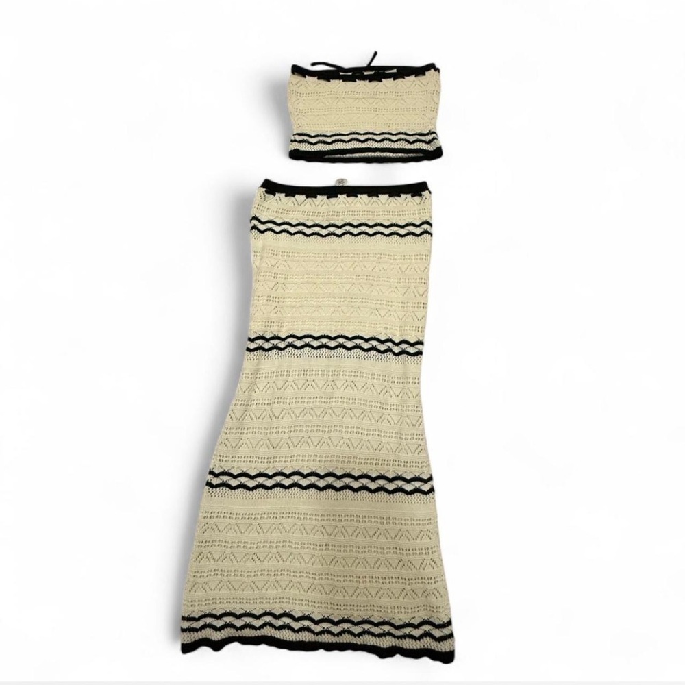 Olive & Oak Black and Cream Apparel 2 piece set - Picture 4 of 4